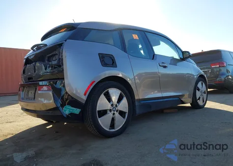 2015 BMW I3 Base W/Range Extender z USA, uszkodzony, nr VIN WBY1Z4C51FV502194